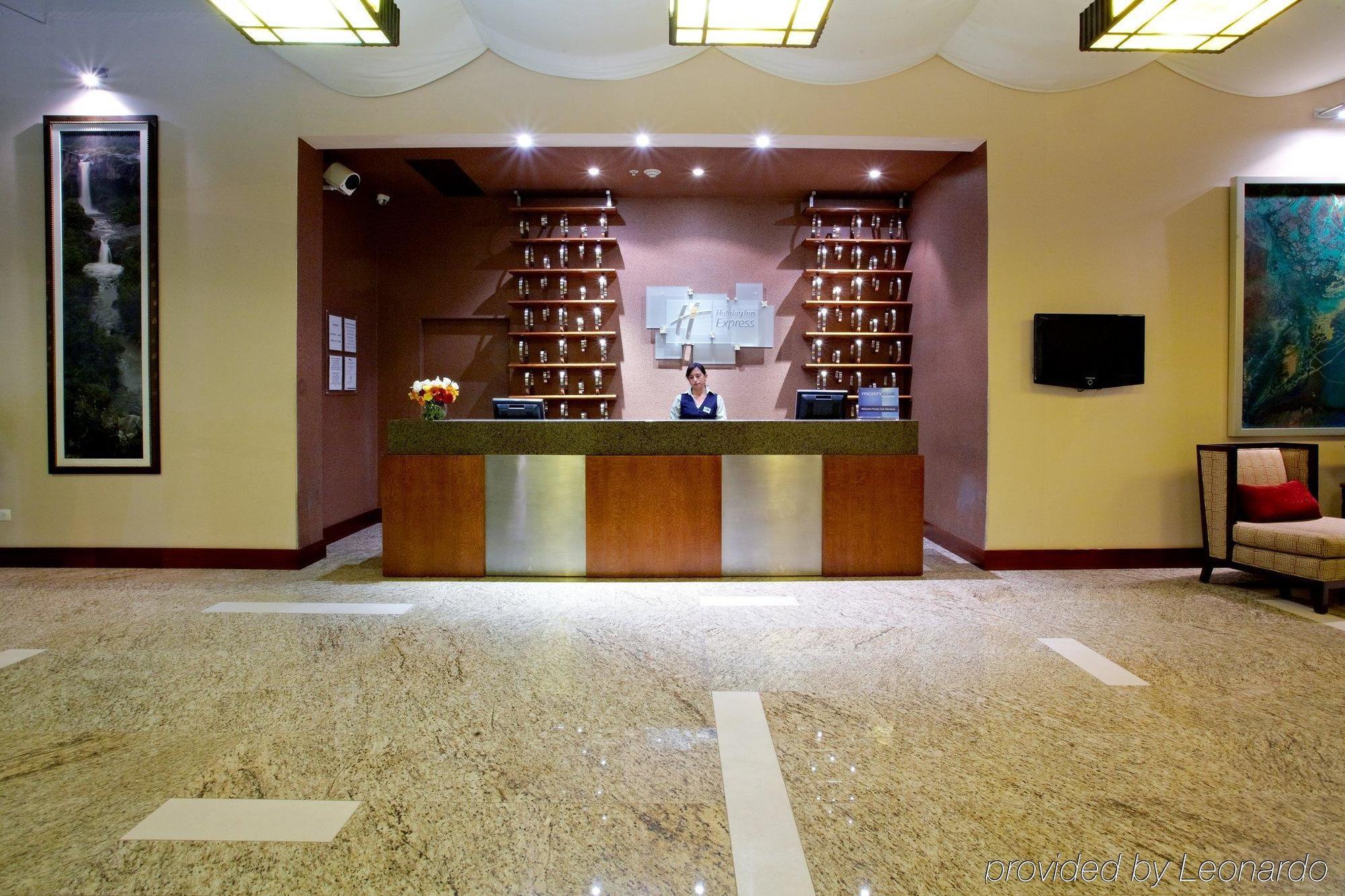 Holiday Inn Express Quito By Ihg Εξωτερικό φωτογραφία