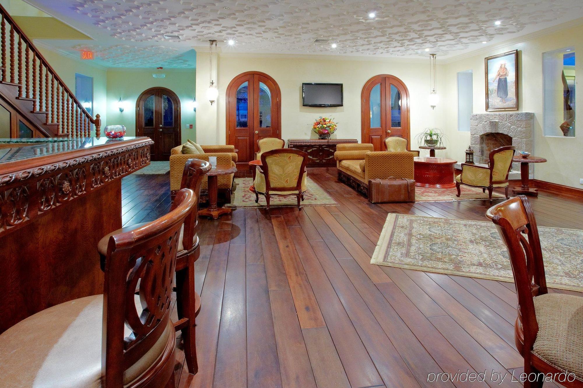 Holiday Inn Express Quito By Ihg Εξωτερικό φωτογραφία