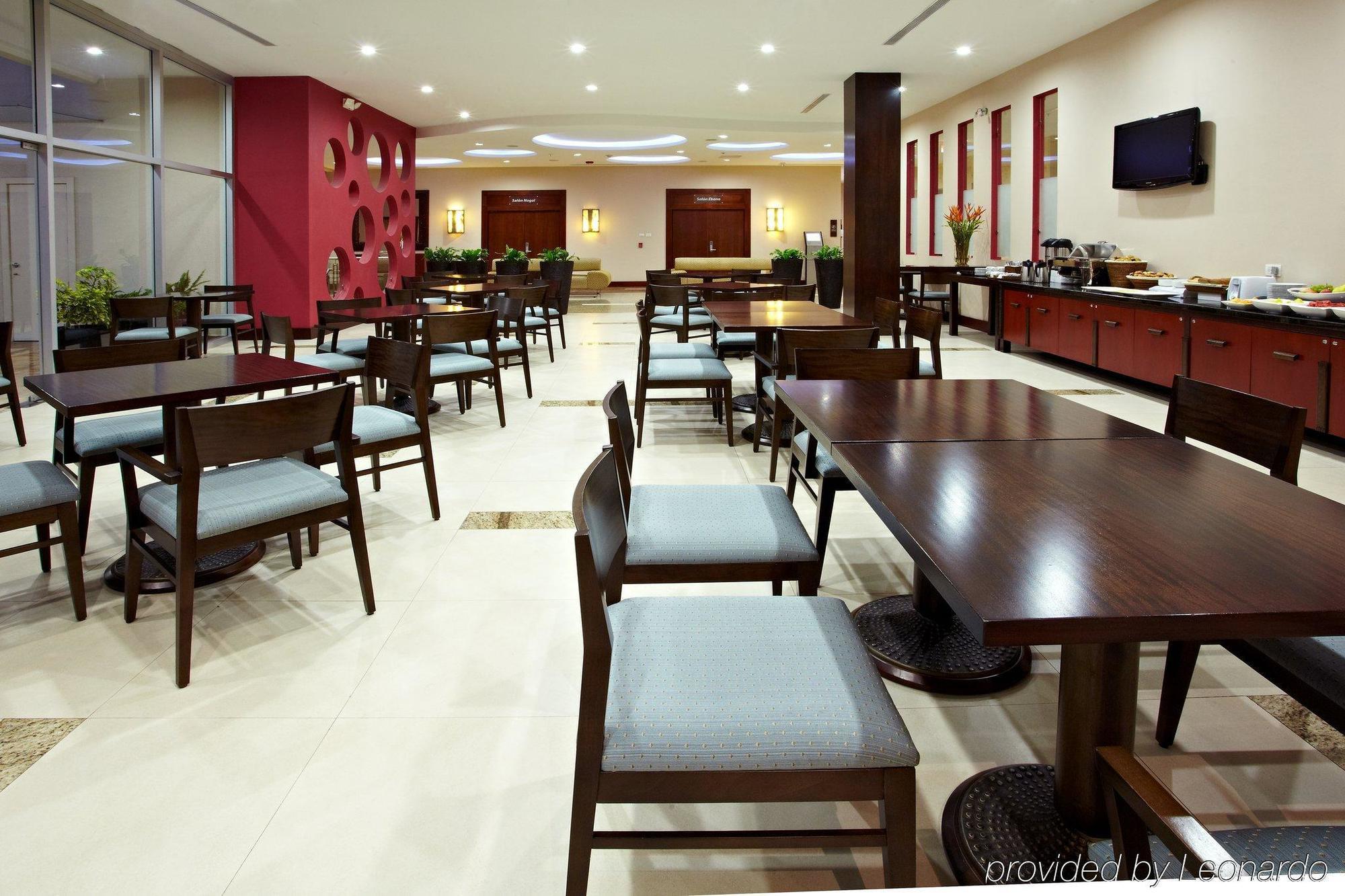 Holiday Inn Express Quito By Ihg Εξωτερικό φωτογραφία