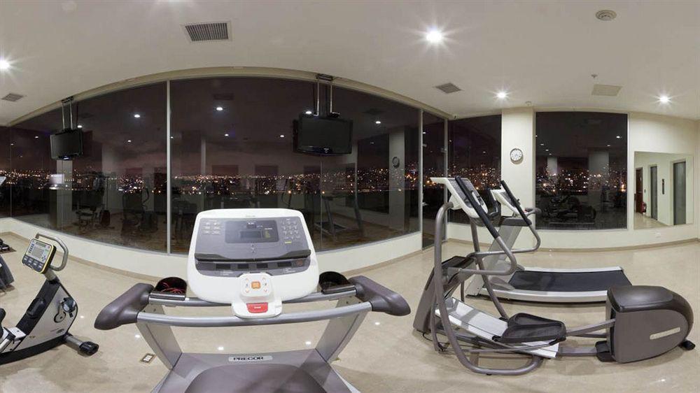Holiday Inn Express Quito By Ihg Εξωτερικό φωτογραφία
